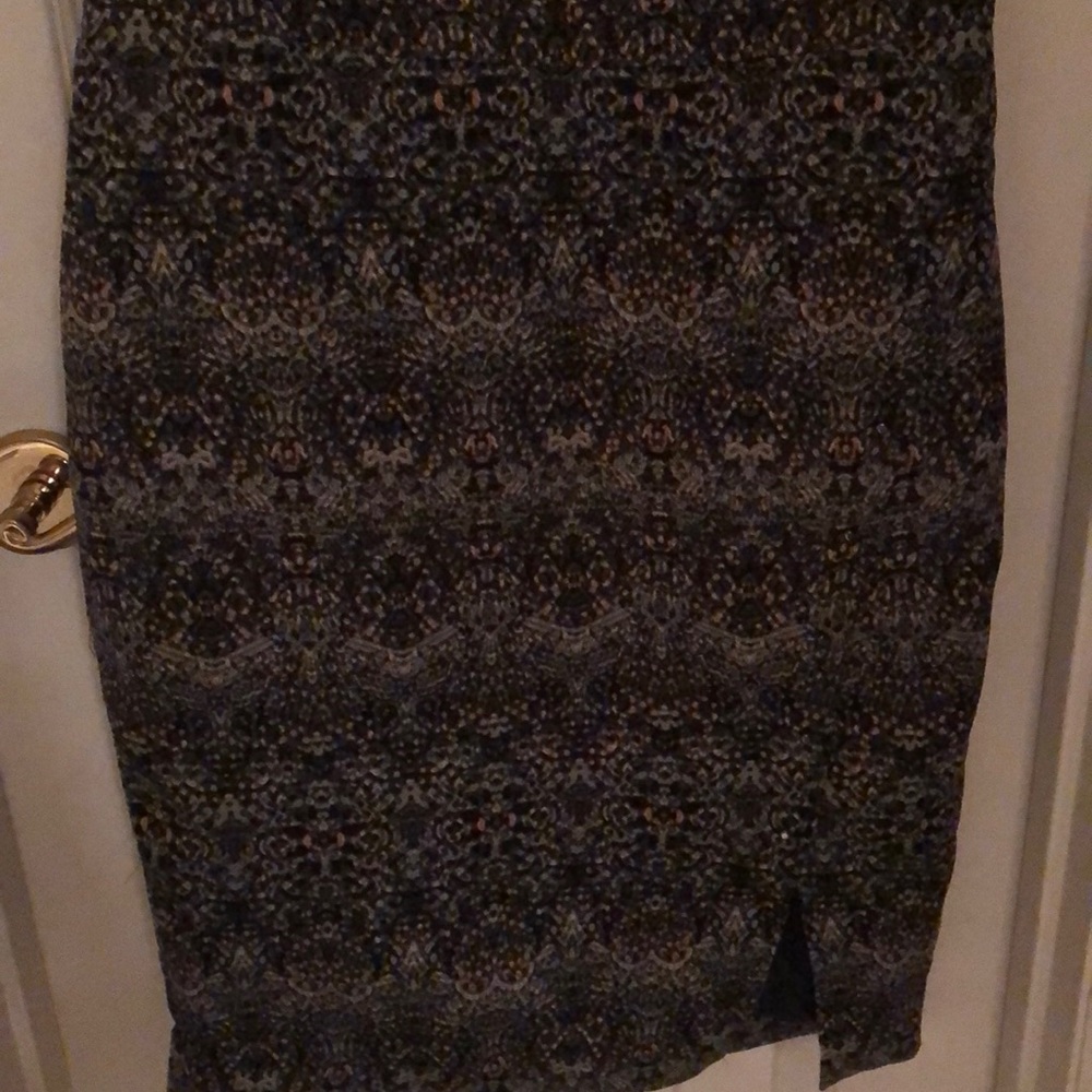 Dress - Picture 3 of 4